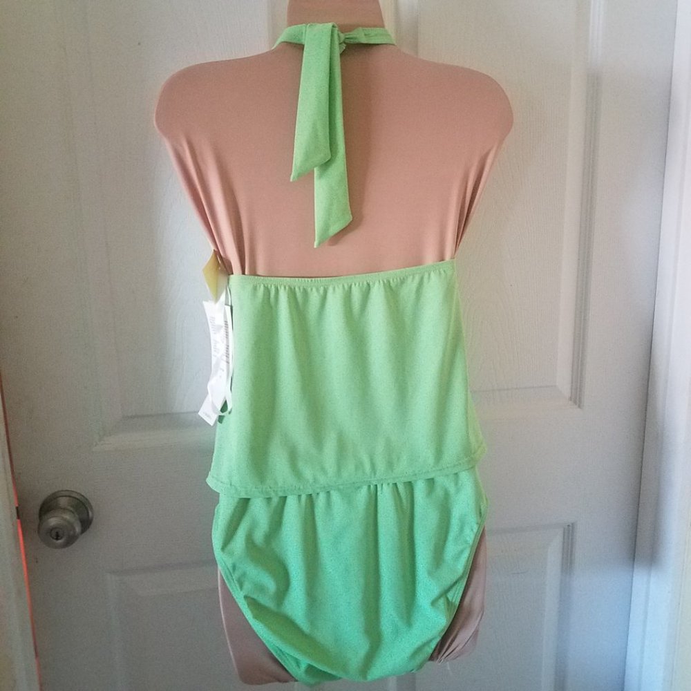 Beach Bay 2 pc swimwear - Picture 4 of 11